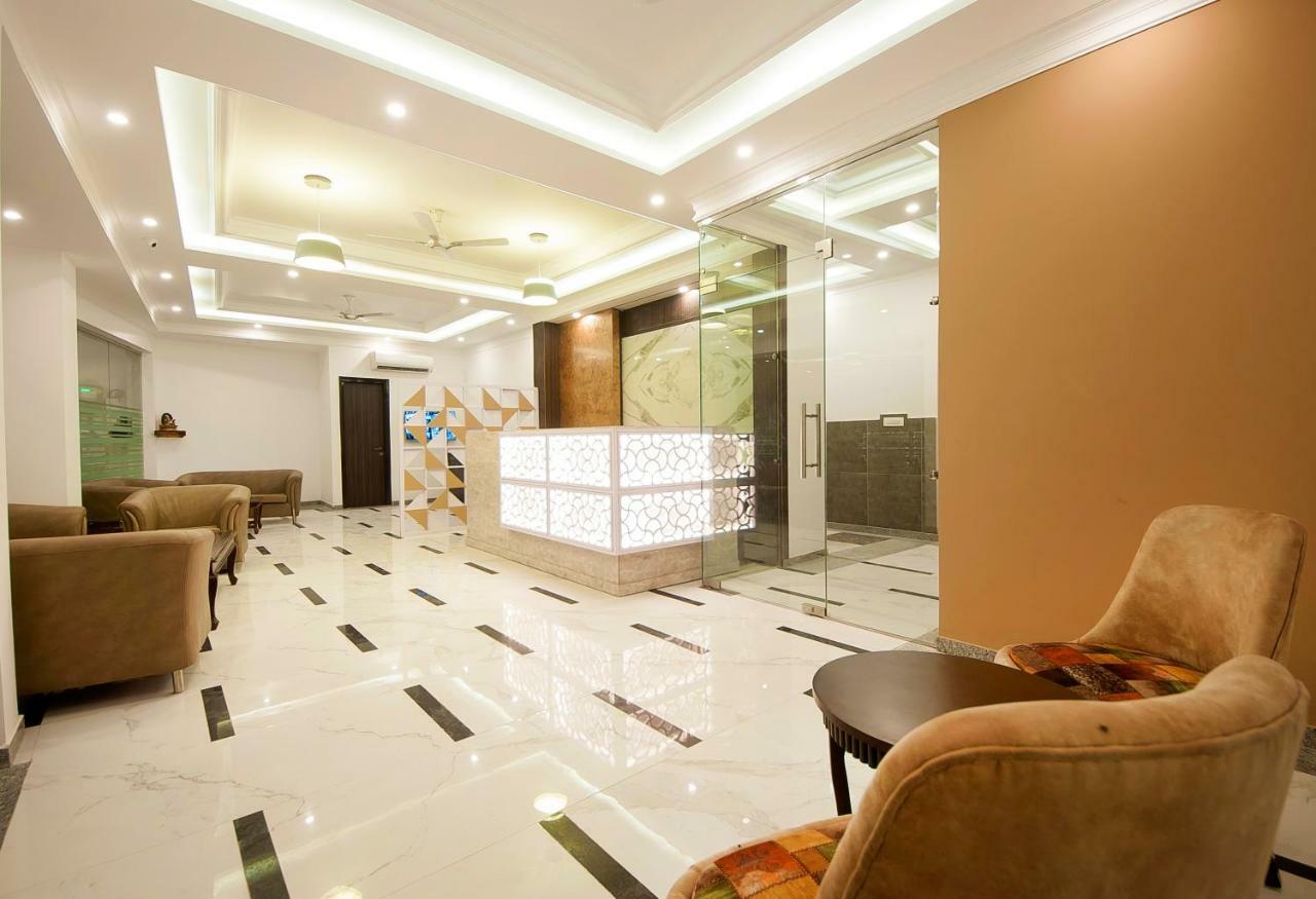 Almora Hotel New Delhi